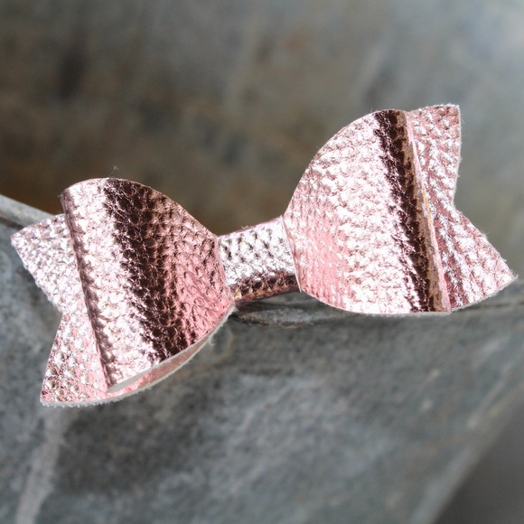 Rose Gold Hair Bow! - Picture 1 of 1